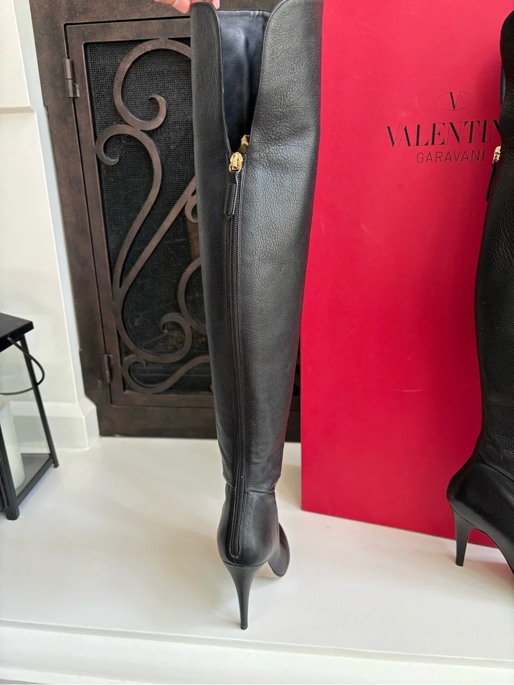Valentino Garavani Rockstud Over the Knee Boots in Black Leather 36/6